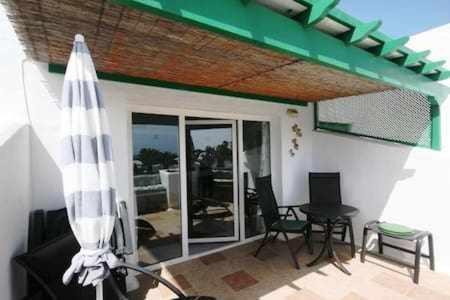 Coqueto Apart En Las Coronas Costa Teguise Exterior photo